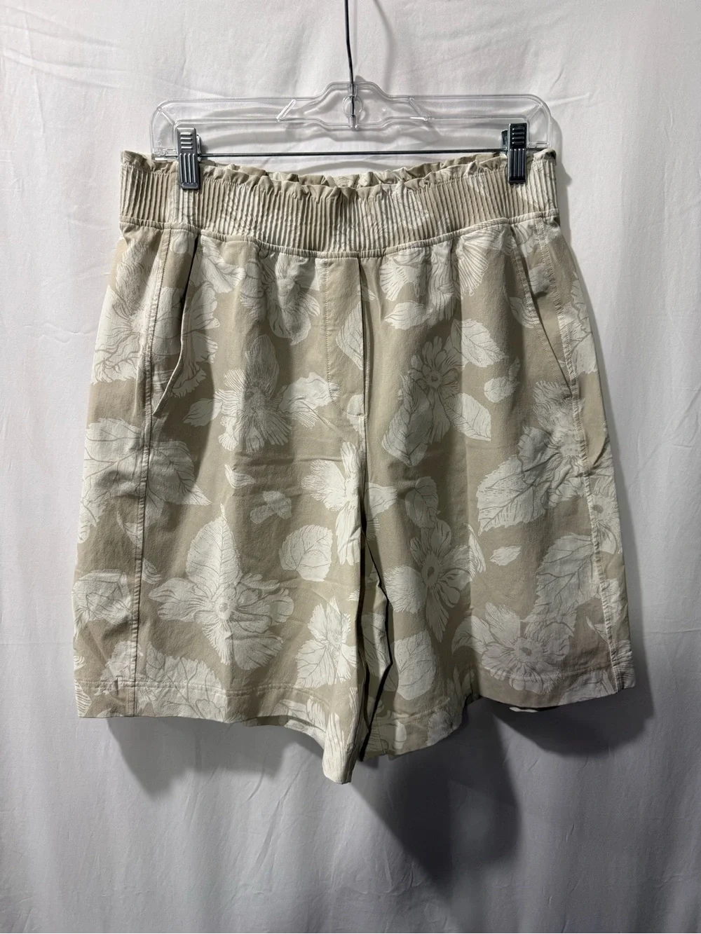 lululemon athletica Beige Floral Rib-Waist Women's Shorts